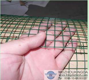 Plastic coated welded wire mesh