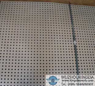 Perforated metal screen