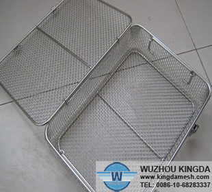 Stainless steel basket with lid