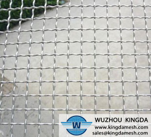 Plicated wire mesh