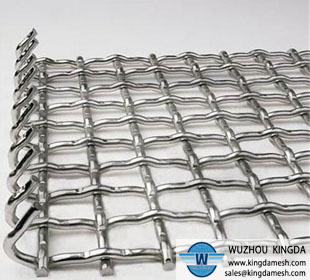 Stainless steel crimped wire mesh