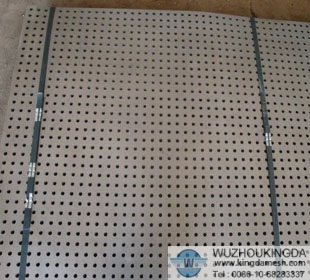 Decorative wire mesh panels