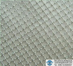 Square hole crimped mesh